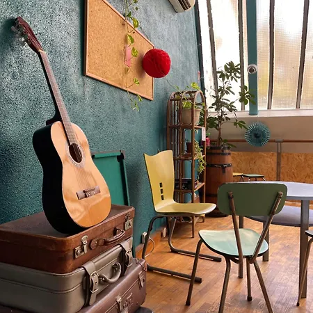 Alter'hostel * ליון