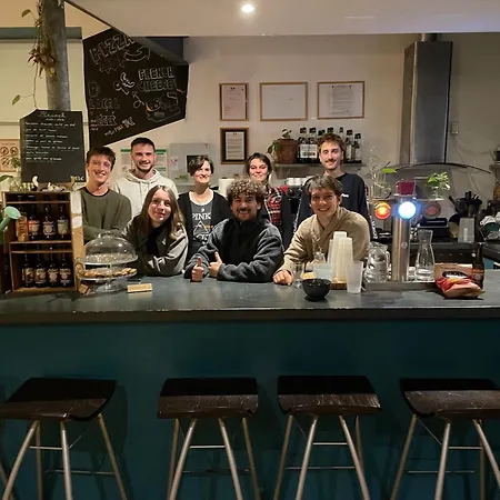 Alter'hostel Auberge de jeunesse *