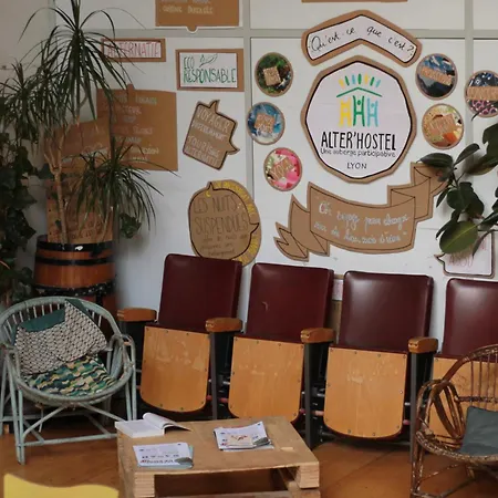 אכסניה Alter'hostel ליון